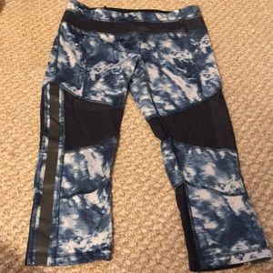 Lululemon Blue/ Mesh Pants Size 6